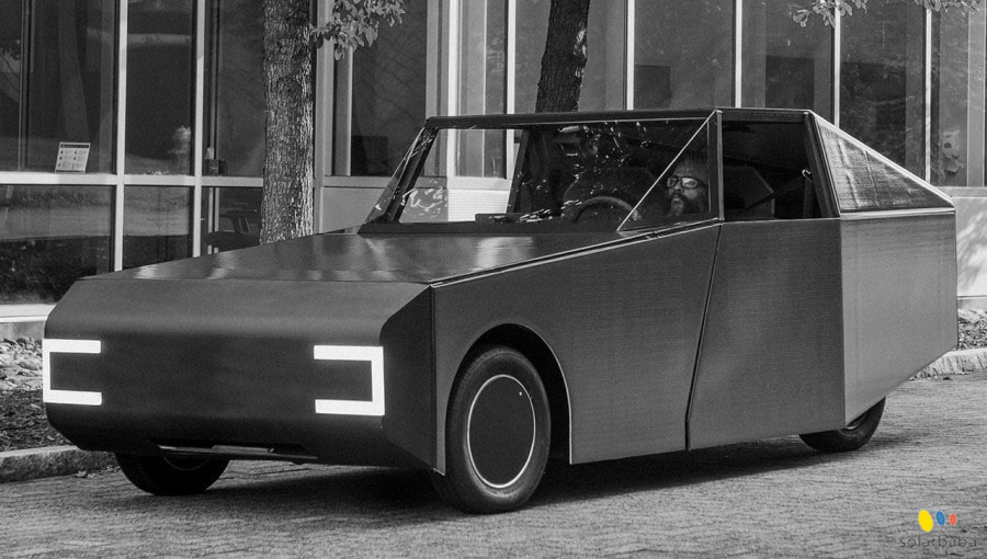 Next-Generation Solar-Powered Electric Vehicle Luminetta